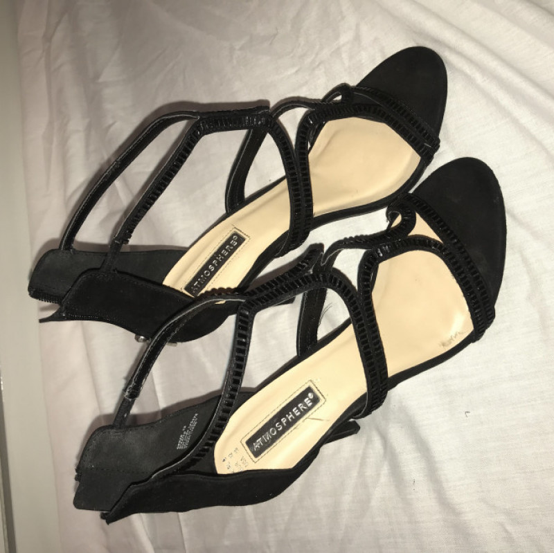 Worn crystals Sandals